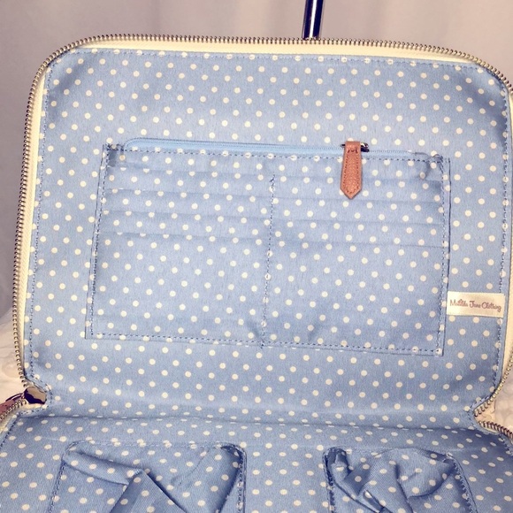 MATILDA JANE On the Go cream floral print tech organizer. - Picture 3 of 7